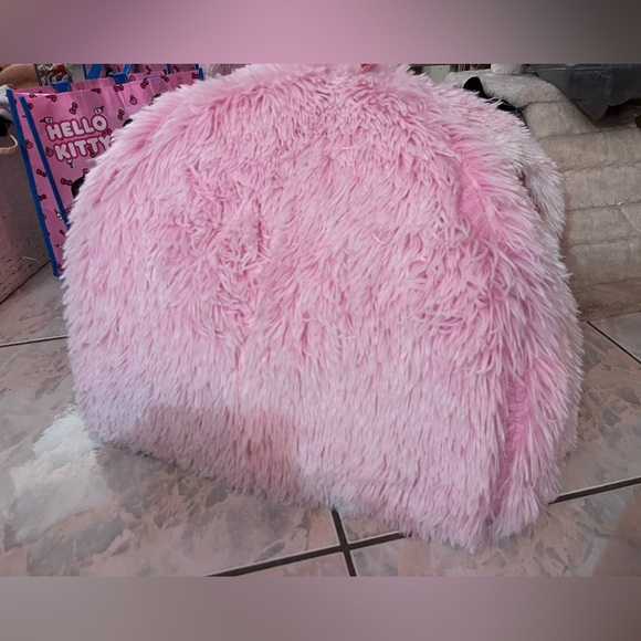 Super soft and comfortable NEW bed/house for pets (small cats and dogs) - Picture 2 of 7